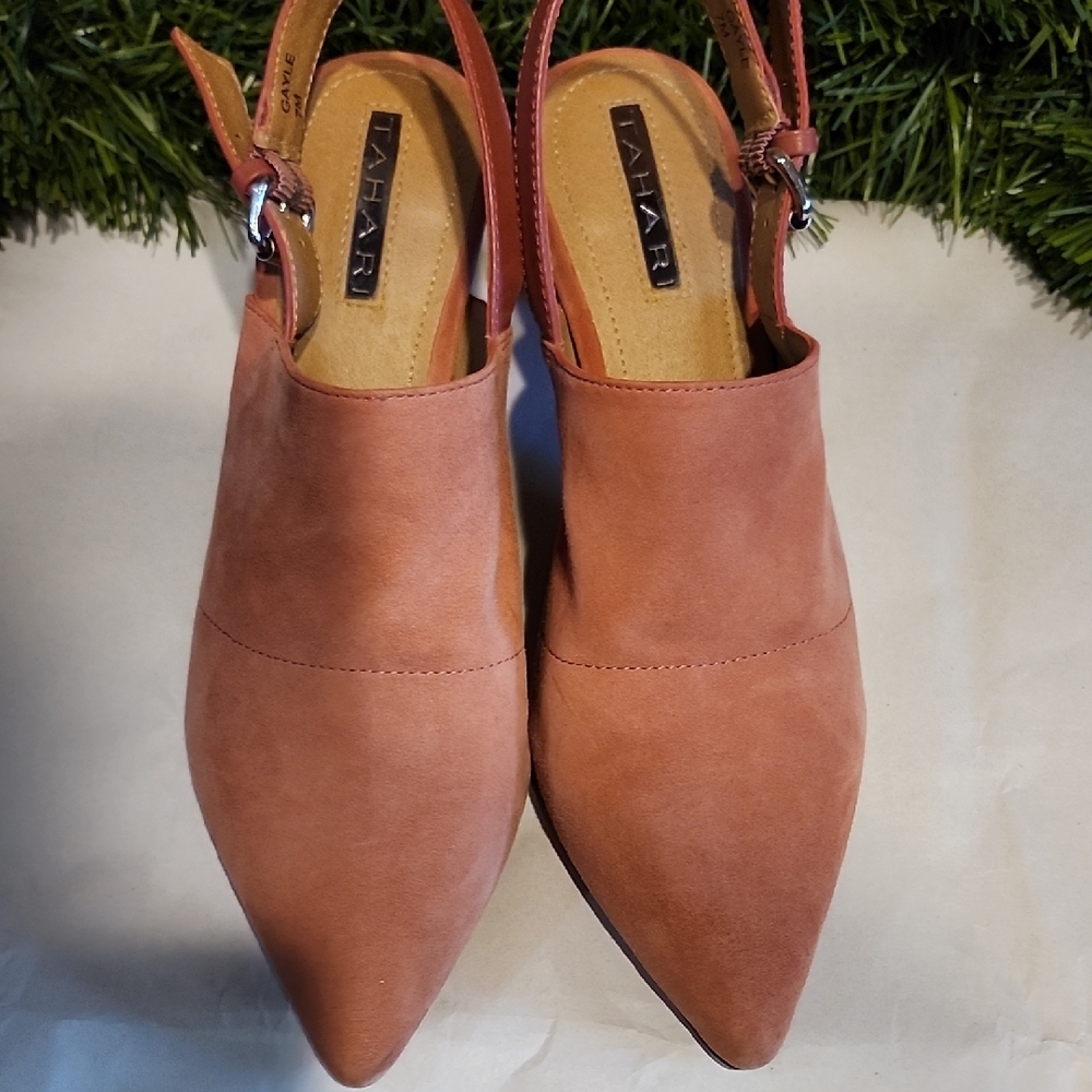 Tahari Blush Pink Slingback Heels - Picture 8 of 9
